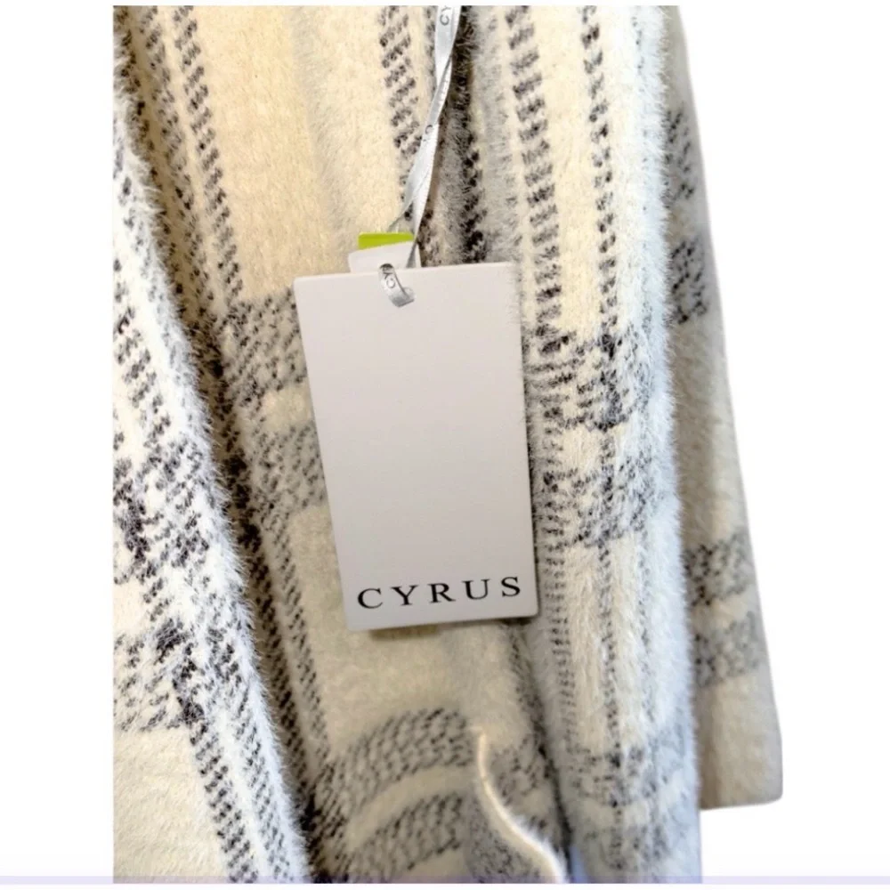 NWT! Cyrus Open Plaid Mink Sweater Coat Large Longline Contemporary Warm Pockets